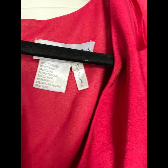 Dress - Picture 2 of 8